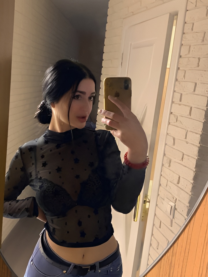 Софа привлекальеная девушка из Железногорск-илимский цена от 4000 руб