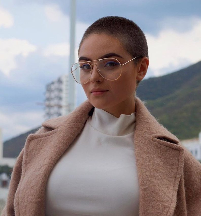 Алеся привлекальеная девушка из Железногорск-илимский цена от 3500 руб