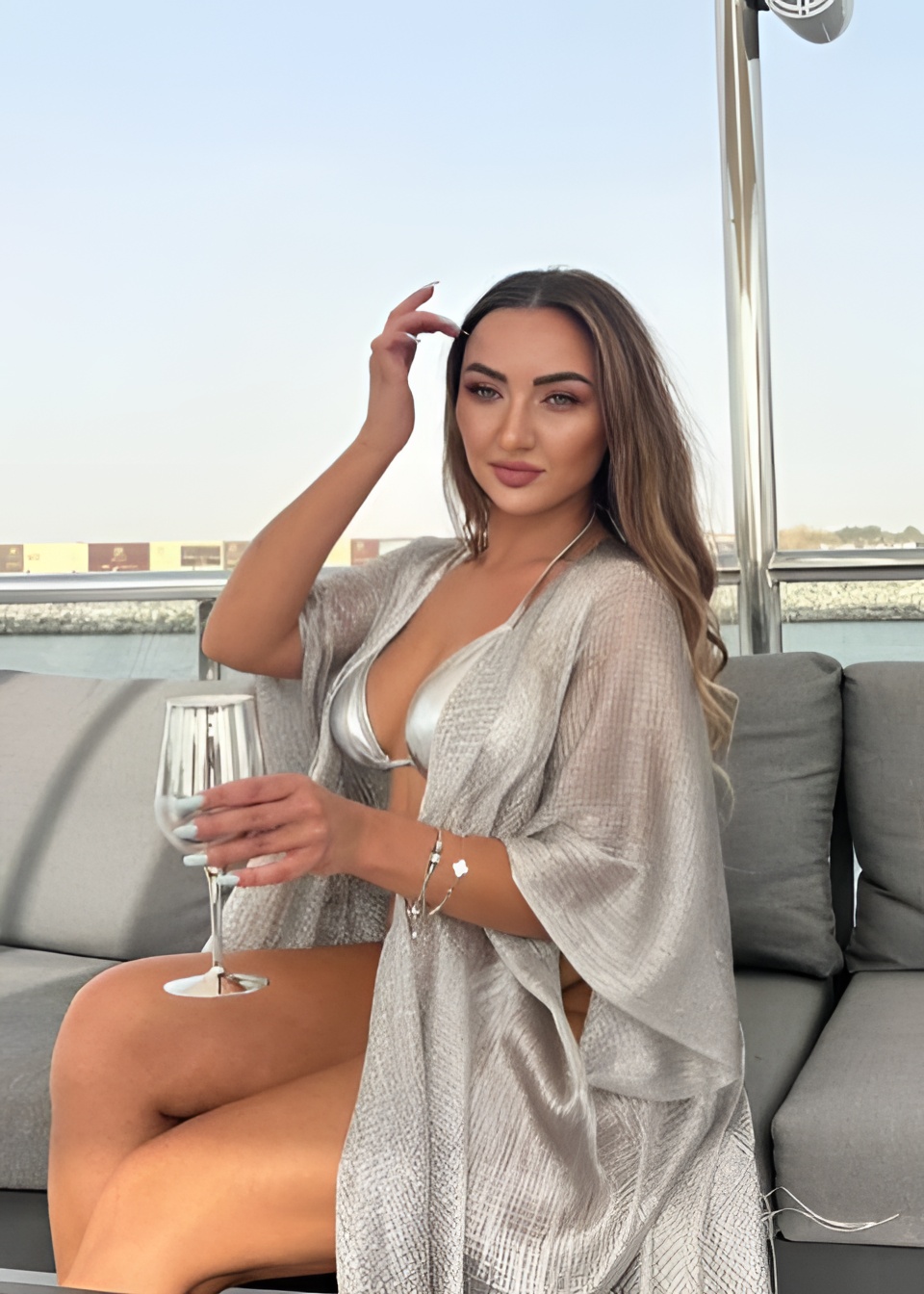 Лолита привлекательная девушка из Железногорск-илимский цена от 18000 руб