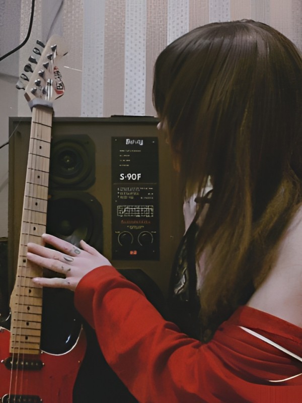 Софа привлекательная девушка из Железногорск-илимский цена от 1500 руб