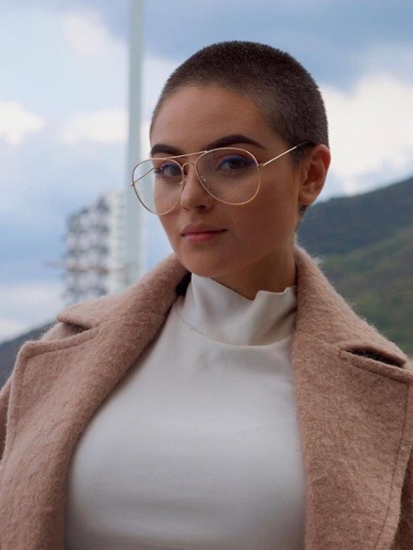 Алеся привлекательная девушка из Железногорск-илимский цена от 3500 руб